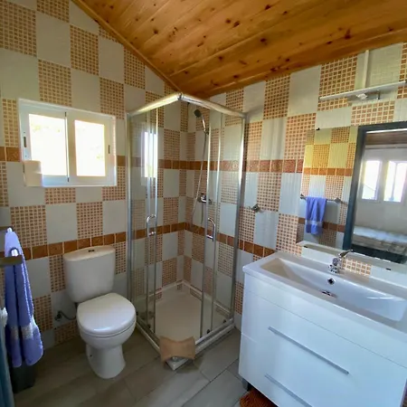 Holiday home Moradia Da Fonte Sea View 1 To 6 P