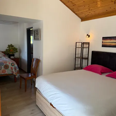 Moradia Da Fonte Sea View 1 To 6 P Сasa de vacaciones