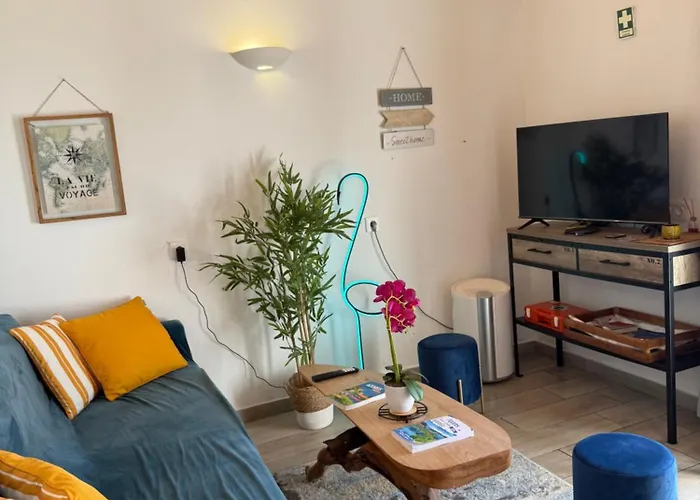 Moradia Da Fonte Sea View 1 To 6 P *